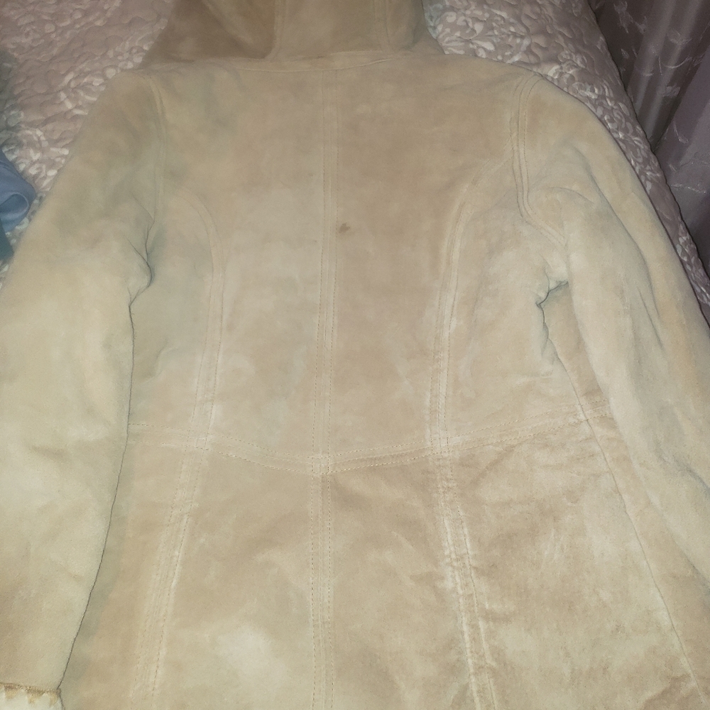 Suede coat - Picture 2 of 3